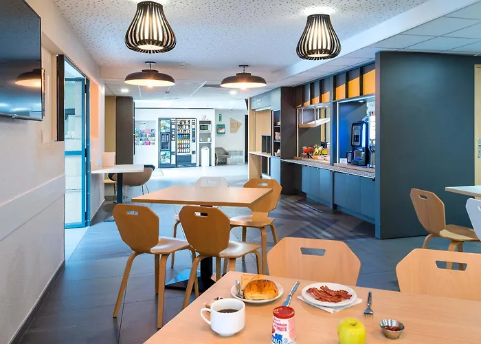 B&B Hôtel Angers Parc Expos